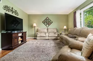 2530 Sunset Dr, Beloit, WI 53511 - Photo 17