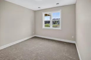 906 Travis Larson Ct, Waunakee, WI 53597 - Photo 37