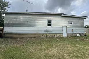 W6324 Iliff Rd, Monroe, WI 53566 - Photo 5