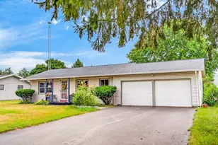 106 E 3rd Ave, Brodhead, WI 53520 - Photo 7