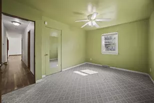 2348 Pioneer Dr, Beloit, WI 53511 - Photo 29