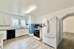 317 Allen St, Clinton, WI 53525 - Photo 9