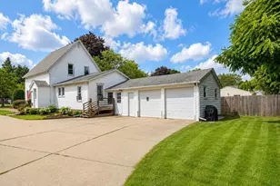 317 Allen St, Clinton, WI 53525 - Photo 19