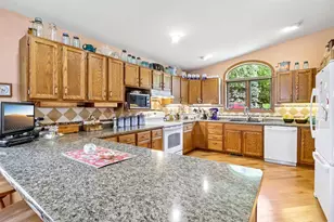 W12035 Baltic Ave, Merrimac, WI 53561 - Photo 9