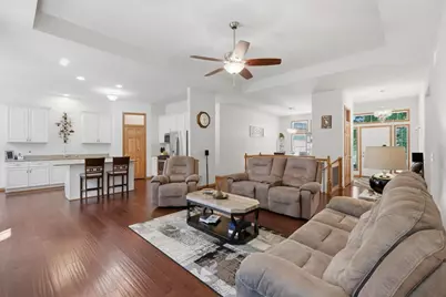 11611 N Woodsview Crossing, Edgerton, WI 53534 - Photo 7