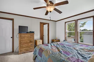 889 Norman Dr, Stoughton, WI 53589 - Photo 11