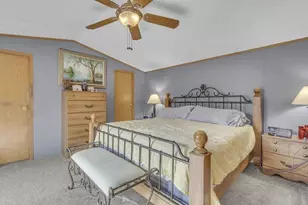 33 S Hiawatha Cir, Sheboygan, WI 53081 - Photo 11