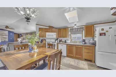 33 S Hiawatha Circle #33, Sheboygan, WI 53081 - Photo 9