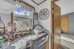 33 S Hiawatha Cir, Sheboygan, WI 53081 - Photo 13