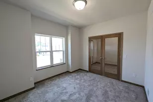 4812 Romaine Rd, Fitchburg, WI 53711 - Photo 7