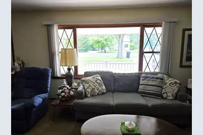 2424 Shopiere Road, Beloit, WI 53511 - Photo 5