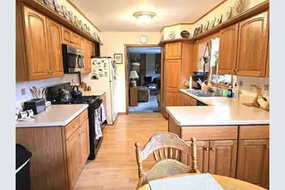 2424 Shopiere Road, Beloit, WI 53511 - Photo 9