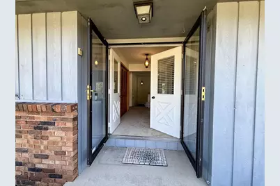 921 Park Ridge Road, Janesville, WI 53546 - Photo 7