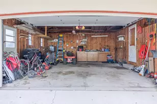 1634 S Arch St, Janesville, WI 53546 - Photo 3