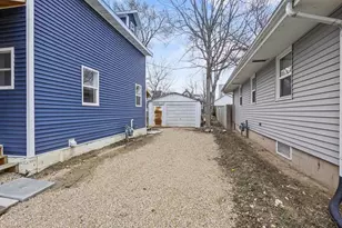 1317 Everett St, Madison, WI 53704 - Photo 25