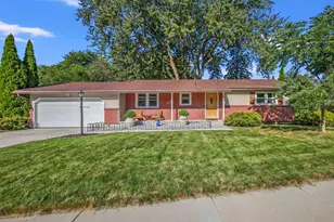 212 Major Way, Sun Prairie, WI 53590 - Photo 1