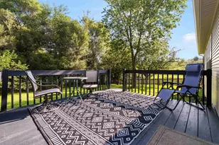 916 Forest View Dr, Verona, WI 53593 - Photo 43