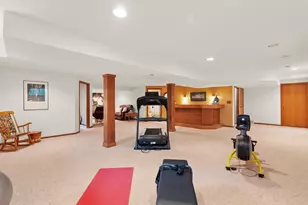 916 Forest View Dr, Verona, WI 53593 - Photo 33