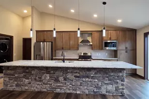 23 Heather Dr, Cottage Grove, WI 53527 - Photo 5