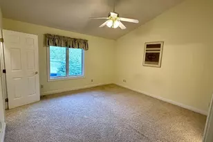 9110 Waterside St, Middleton, WI 53562 - Photo 11