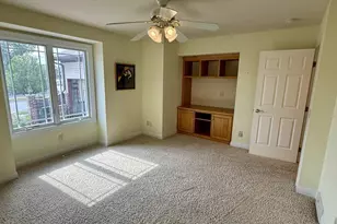 9110 Waterside St, Middleton, WI 53562 - Photo 17