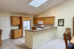 9110 Waterside St, Middleton, WI 53562 - Photo 5