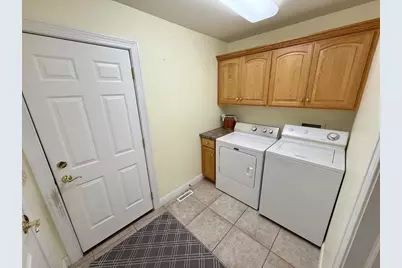 9110 Waterside Street, Madison, WI 53562 - Photo 7