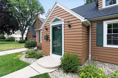 1026 Glen Street, Janesville, WI 53545 - Photo 5