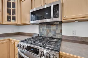 500 Pleasant Valley Pkwy, Waunakee, WI 53597 - Photo 9