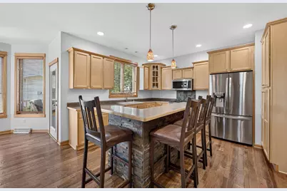 500 Pleasant Valley Parkway, Waunakee, WI 53597 - Photo 5