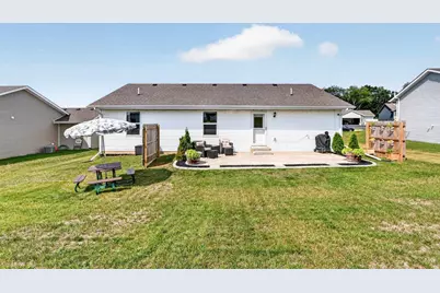 3150 Emerald Drive, Janesville, WI 53546 - Photo 37