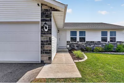 3150 Emerald Drive, Janesville, WI 53546 - Photo 5