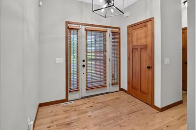 8927 Sunstone Lane, Middleton, WI 53562 - Photo 5