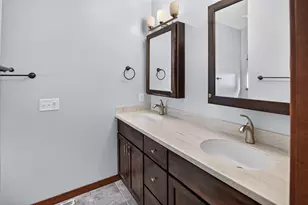 8927 Sunstone Ln, Middleton, WI 53562 - Photo 23