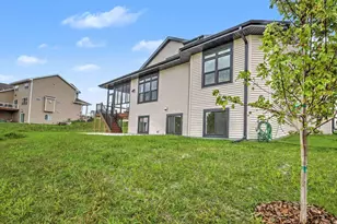 4525 Hooded Merganser Dr, Middleton, WI 53562 - Photo 7