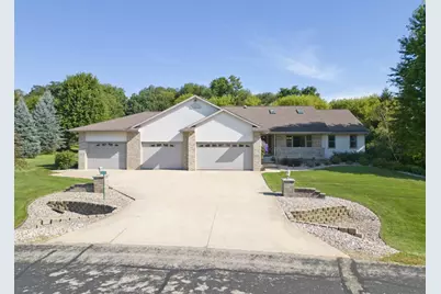 3096 Castleton Crossing, Sun Prairie, WI 53590 - Photo 1