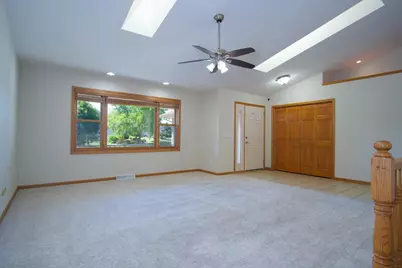 3096 Castleton Crossing, Sun Prairie, WI 53590 - Photo 3