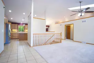 3096 Castleton Xing, Sun Prairie, WI 53590 - Photo 5