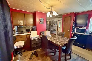 122 Falling Creek Cir, Janesville, WI 53548 - Photo 17