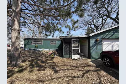 122 Falling Creek Circle, Janesville, WI 53548 - Photo 3