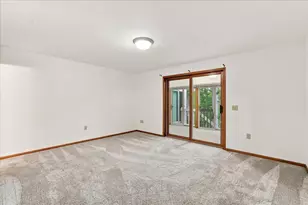 615 Kensington Square, Stoughton, WI 53589 - Photo 15