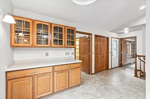 615 Kensington Square, Stoughton, WI 53589 - Photo 13