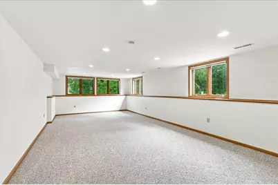 615 Kensington Square, Stoughton, WI 53589 - Photo 25