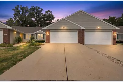615 Kensington Square, Stoughton, WI 53589 - Photo 1