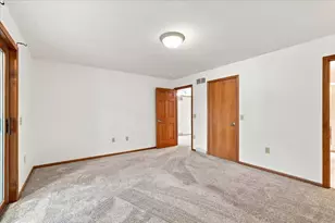 615 Kensington Square, Stoughton, WI 53589 - Photo 17