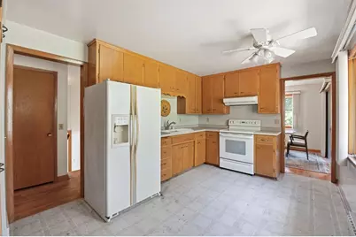 6 Barron Court, Madison, WI 53705 - Photo 3