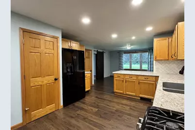 N5889 S Crystal Lake Road, Beaver Dam, WI 53916 - Photo 17