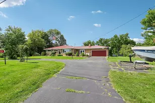 2400 W Avalon Rd, Janesville, WI 53546 - Photo 19