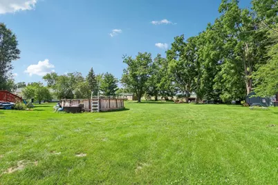 2400 W Avalon Road, Janesville, WI 53546 - Photo 7