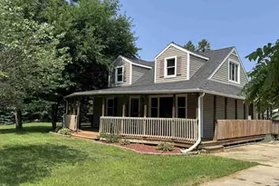 441 E Acorn Dr, Beloit, WI 53511 - Photo 3